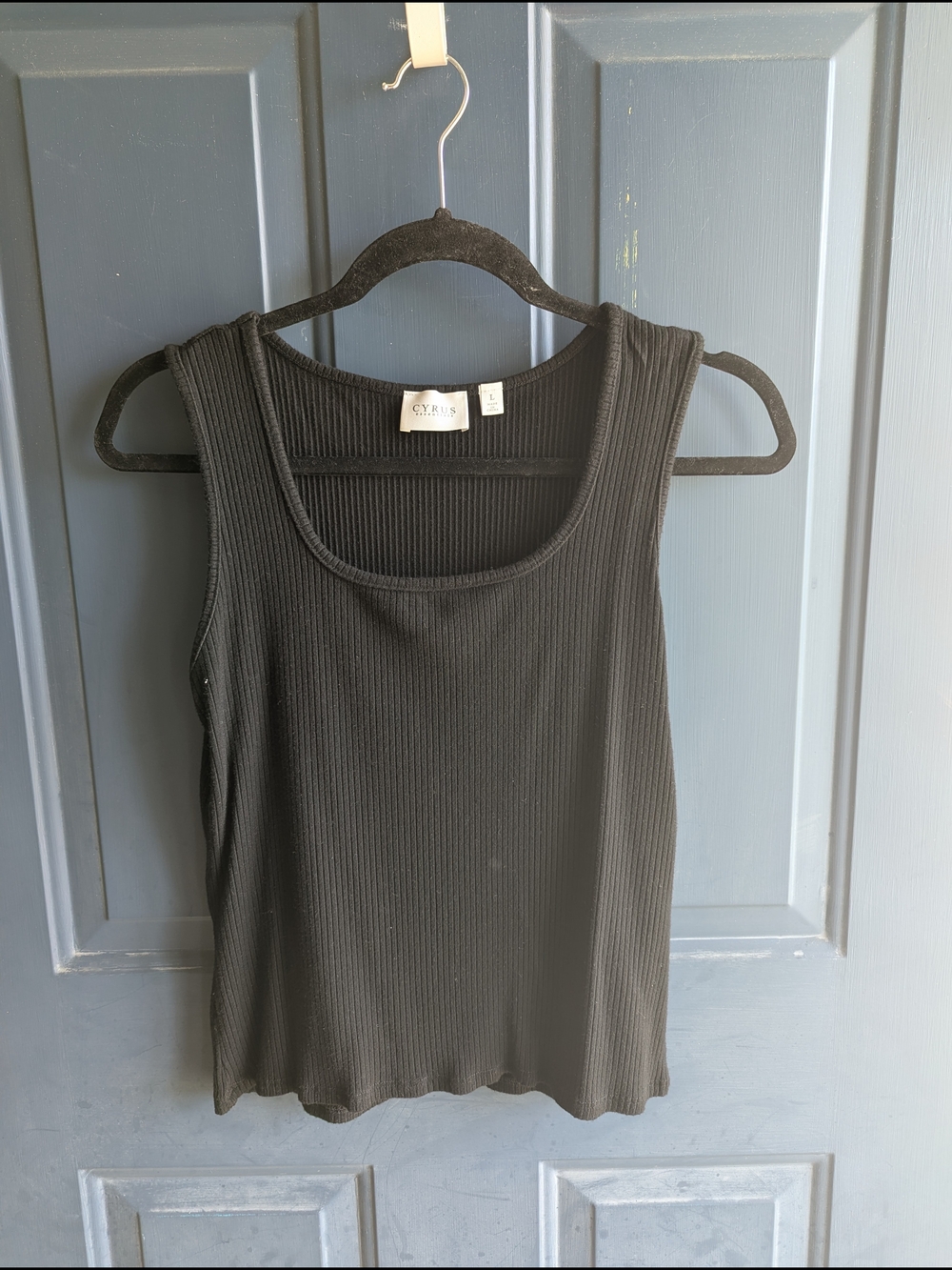 Cyrus Black Ribbed Scoop Tank